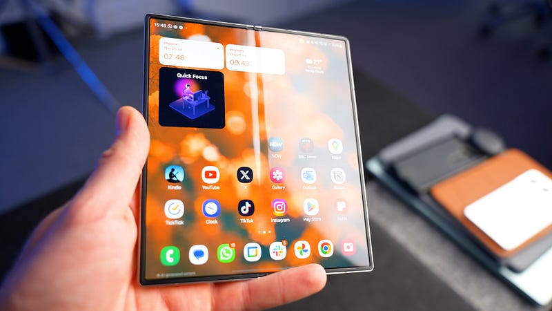 Samsung Galaxy Z Fold6 opened flat