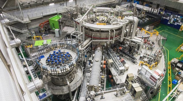 KSTAR Fusion Reactor Operating at High Temperatures