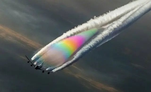 Rainbow trail from a Boeing 747